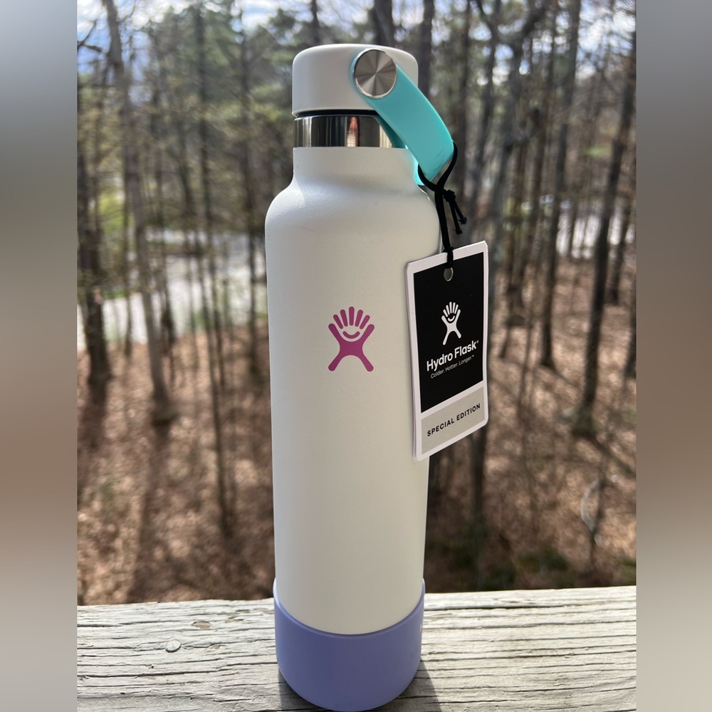 Limited Edition Hydro Flask 24 oz